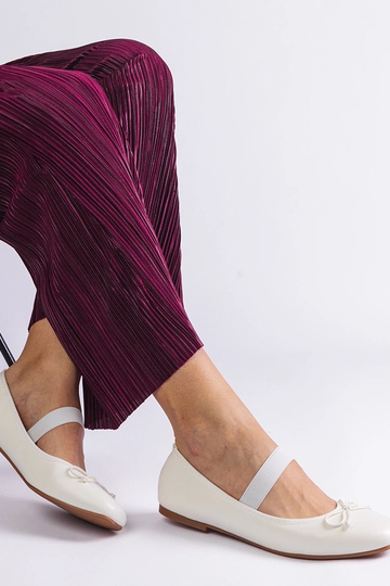 Sapatilhas brancas com... 2