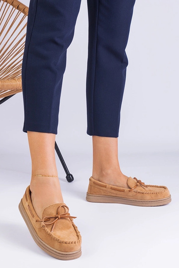 Sapatos femininos marrons... 2