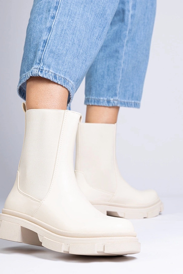 Botins bege com cano elástico Beringo 2