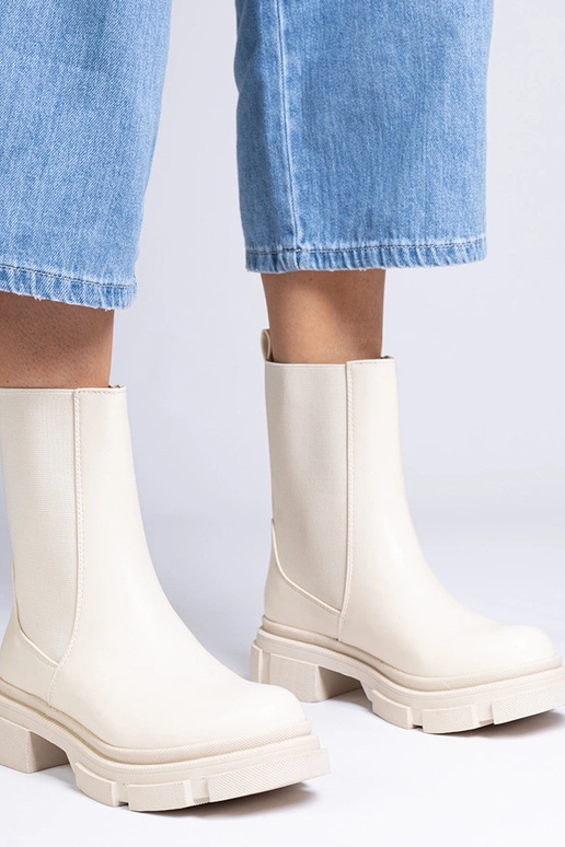 Botins bege com cano elástico Beringo
