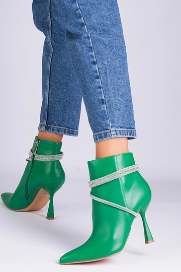 Botins verdes de salto alto decorados com zircões Fantagaro