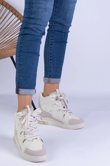 Tênis feminino branco com cadarço grosso Gralina 2