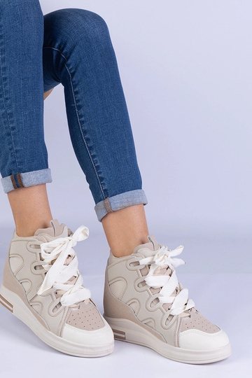 Tênis feminino bege com...