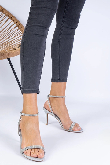 Sandálias elegantes de... 2