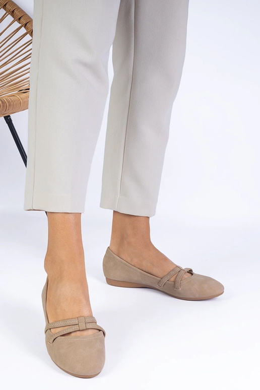 Bailarinas femininas bege em couro...