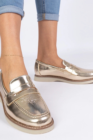 Mocassins clássicos dourados femininos Merisa