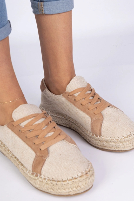 Espadrilles marrons femininas com... Espadrilles marrons femininas com...