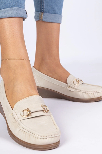 Mocassins femininos bege em...