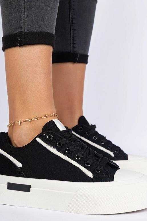 Tênis pretos femininos de tecido com...