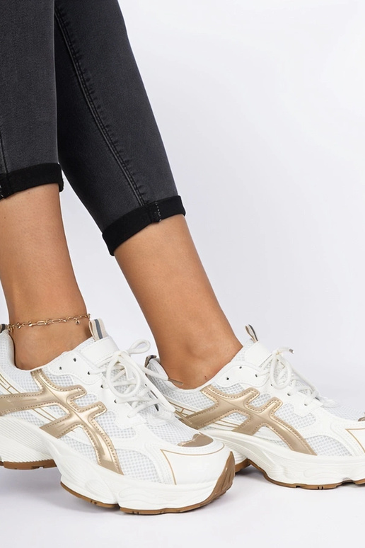 Tênis bege femininos com solado...