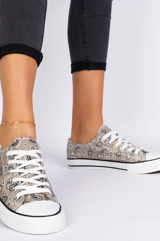 Sapatos femininos marrons em estilo...