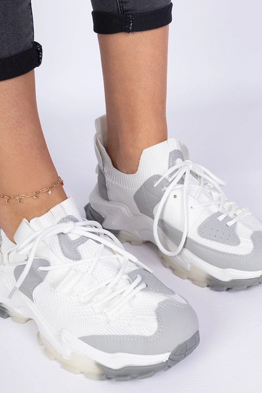 Tênis feminino branco com cano de...