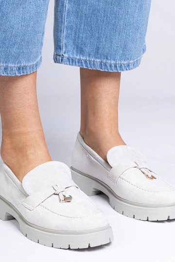 Mocassins cinzas elegantes... 2