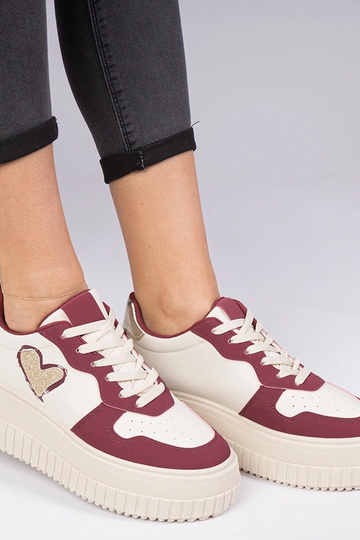 Sneakers femininos bordô com coração de glitter Laira 2