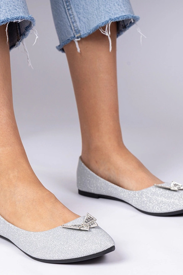Balerinas femininas prateadas com glitter e borboleta Denny