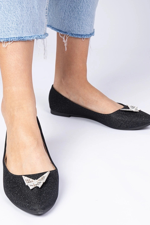 Sapatilhas femininas pretas com... Sapatilhas femininas pretas com...