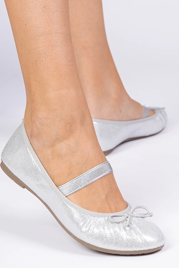 Sapatilhas femininas...