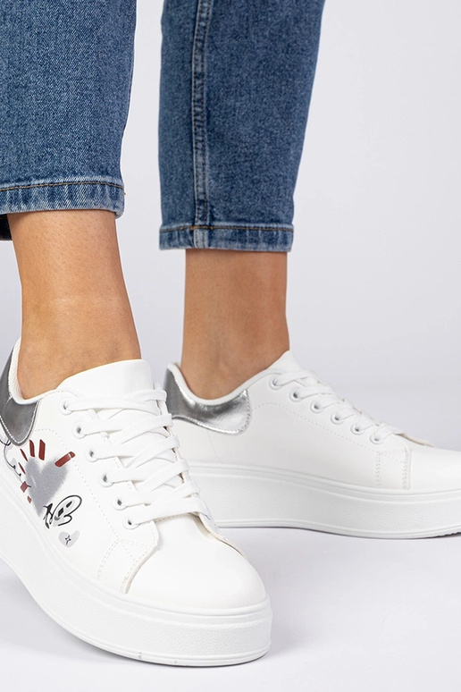 Ténis brancos e prateados femininos...