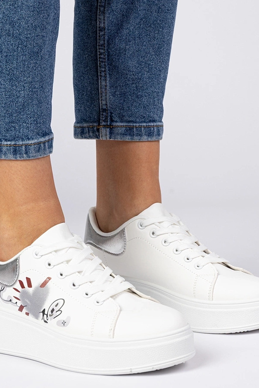 Ténis brancos e prateados femininos...