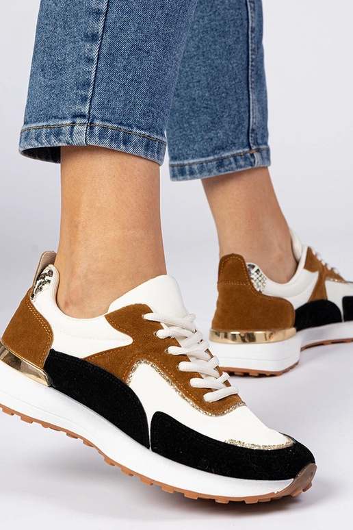 Tênis femininos brancos e pretos com...