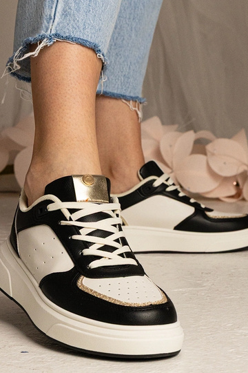 Tênis esportivos femininos... 2