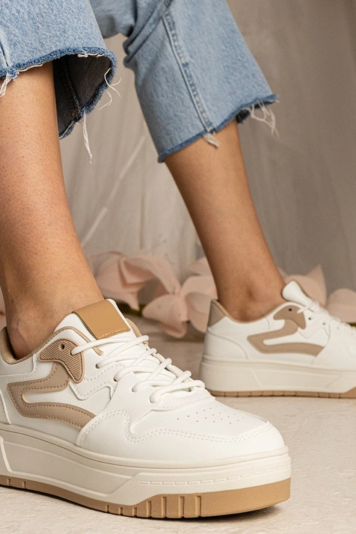 Tênis brancos femininos esportivos...