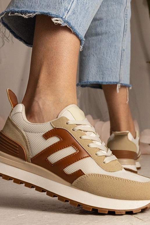 Tênis beiges femininos esportivos Marena