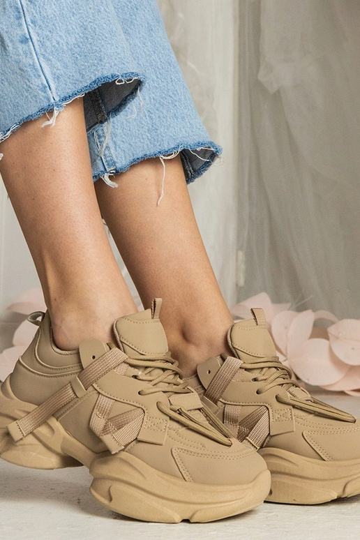 Ténis marrons femininos robustos...