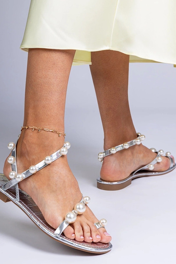 Sandálias femininas... 2