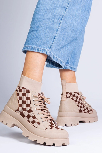 Sapatos femininos marrons... 2