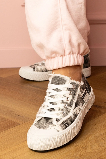 Tênis femininos pretos Bellina 2