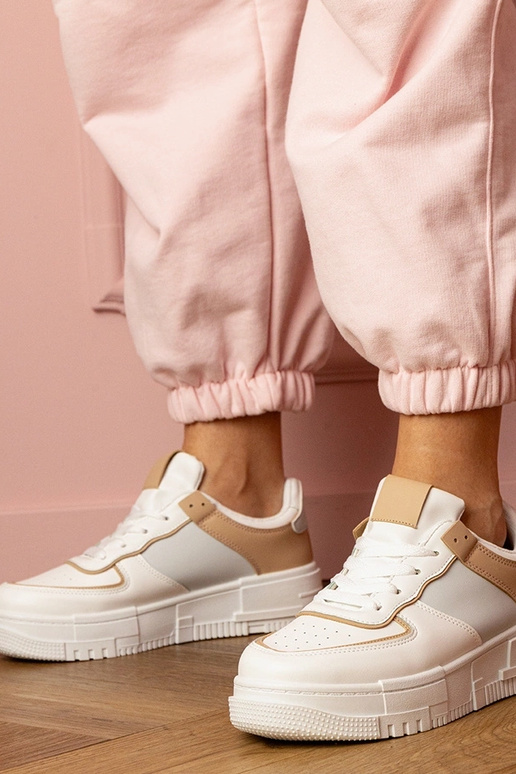 Tênis femininos brancos e areia com...