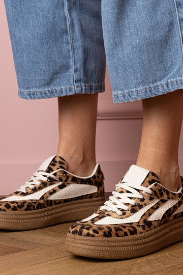 Tênis femininos com estampa... 2