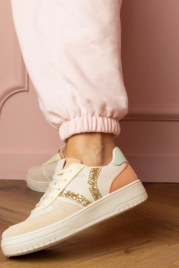 Tênis esportivos femininos... 2