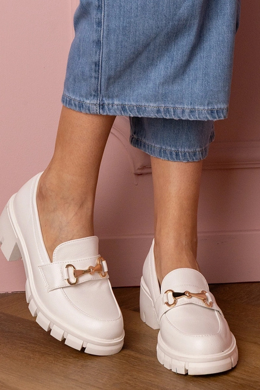 Sapatos femininos de cano baixo...