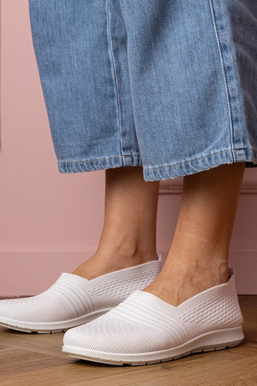 Sandálias brancas femininas Makana