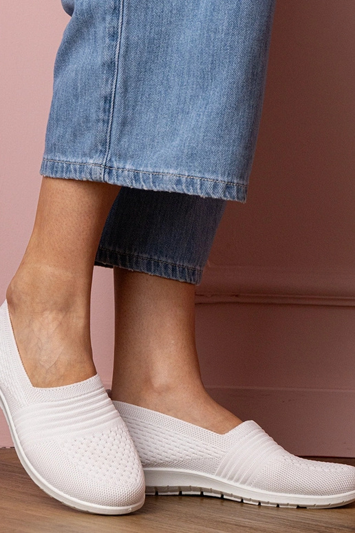 Sandálias brancas femininas Makana