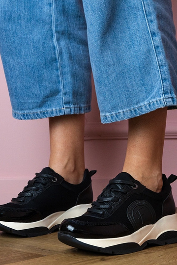 Tênis femininos negros Wener