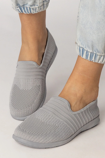 Sapatos femininos cinzas, "Saris" 2