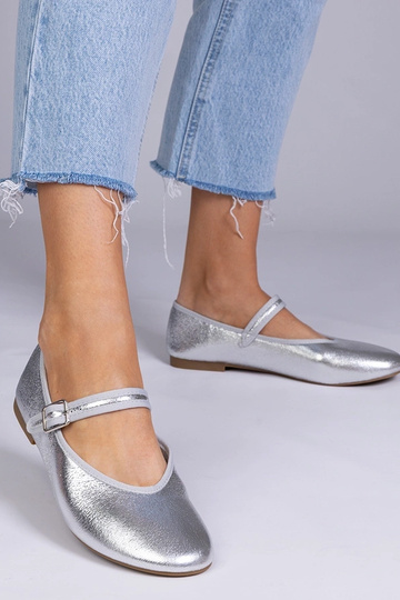 Sapatilhas femininas... 2