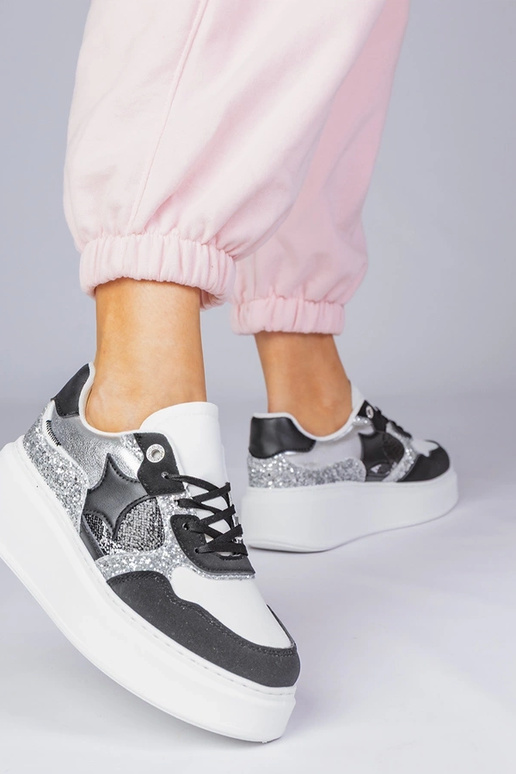 Ténis pretos com glitter e padrão de...