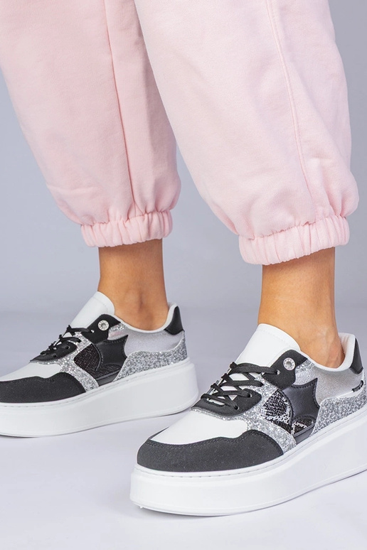 Ténis pretos com glitter e padrão de...