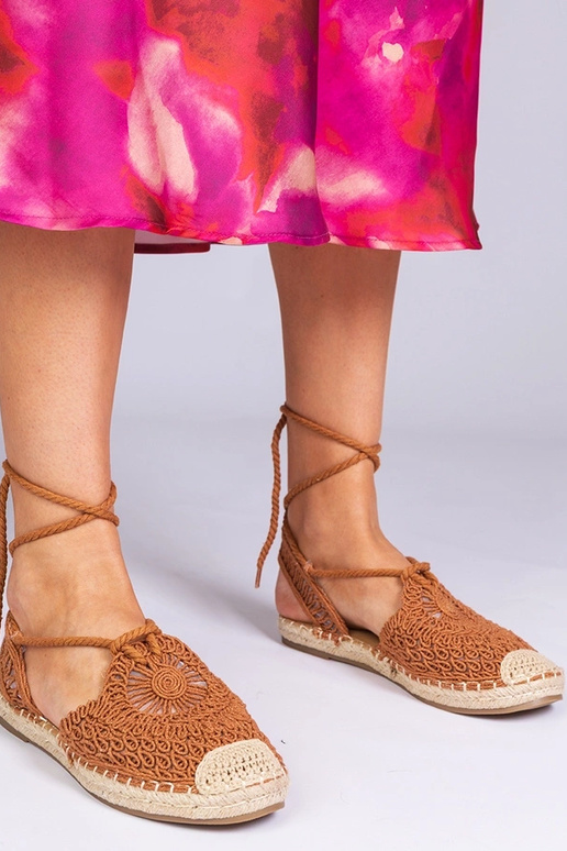 Sandálias marrons espadrilhas em...