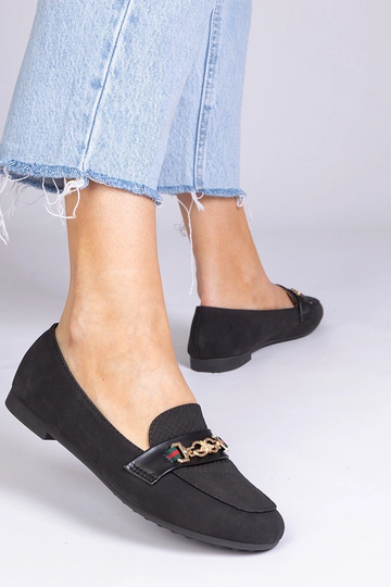 Mocassins pretos de camurça sintética com detalhe dourado, "Daliana" 2