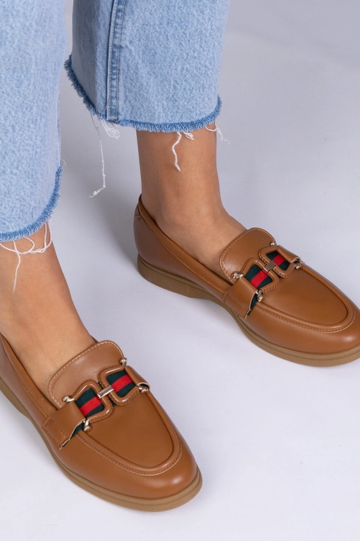 Mocassins bege de couro sintético com... Mocassins bege de couro sintético com...