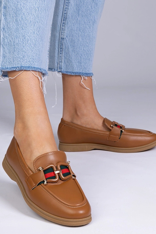 Mocassins bege de couro sintético com... Mocassins bege de couro sintético com...