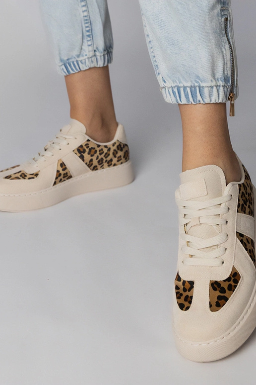 Tênis femininos cor areia com estampa...