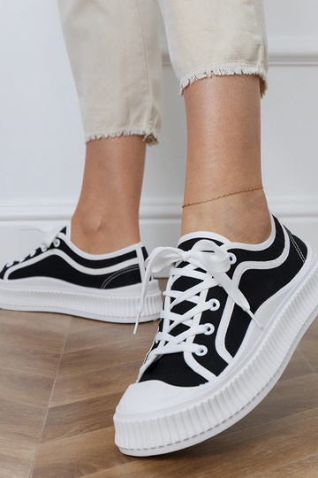 Sapatos femininos pretos com plataforma, "Salis" 2