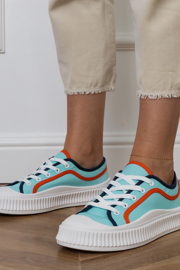Sapatos femininos azuis com plataforma, "Salis"