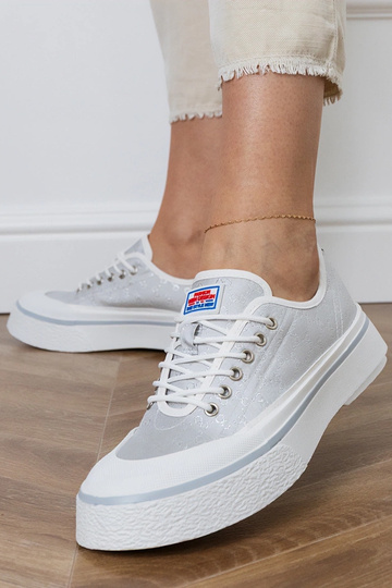 Sapatos femininos cinzas com plataforma, "Greta"